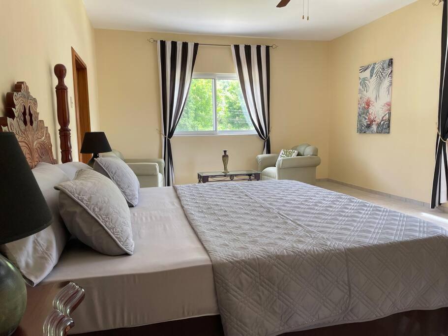 Spring Garden Mobay Resort Luxurious Apartments Montego Bay Buitenkant foto