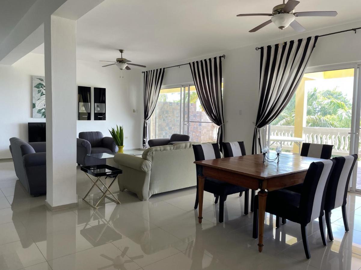 Spring Garden Mobay Resort Luxurious Apartments Montego Bay Buitenkant foto