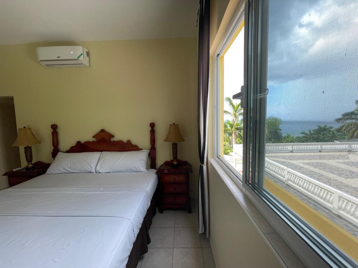 Spring Garden Mobay Resort Luxurious Apartments Montego Bay Buitenkant foto