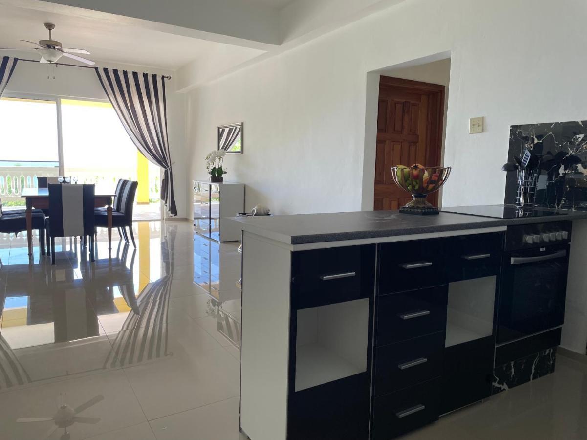 Spring Garden Mobay Resort Luxurious Apartments Montego Bay Buitenkant foto